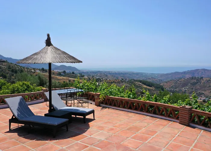 Cuatro Caminos Frigiliana